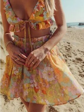 Show Me Your Mumu Jenna Floral Mini Skirt S Groovy Blooms Boho Cottagecore Swing